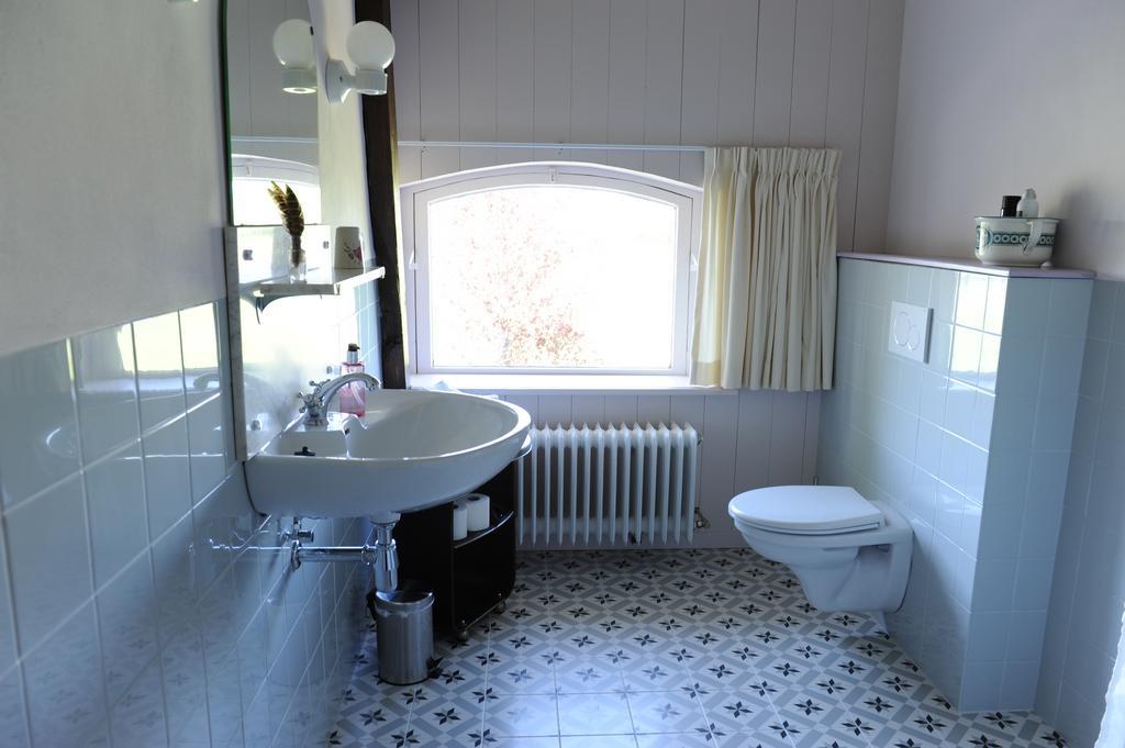 Moushouk Bed And Breakfast Oostwold  ภายนอก รูปภาพ